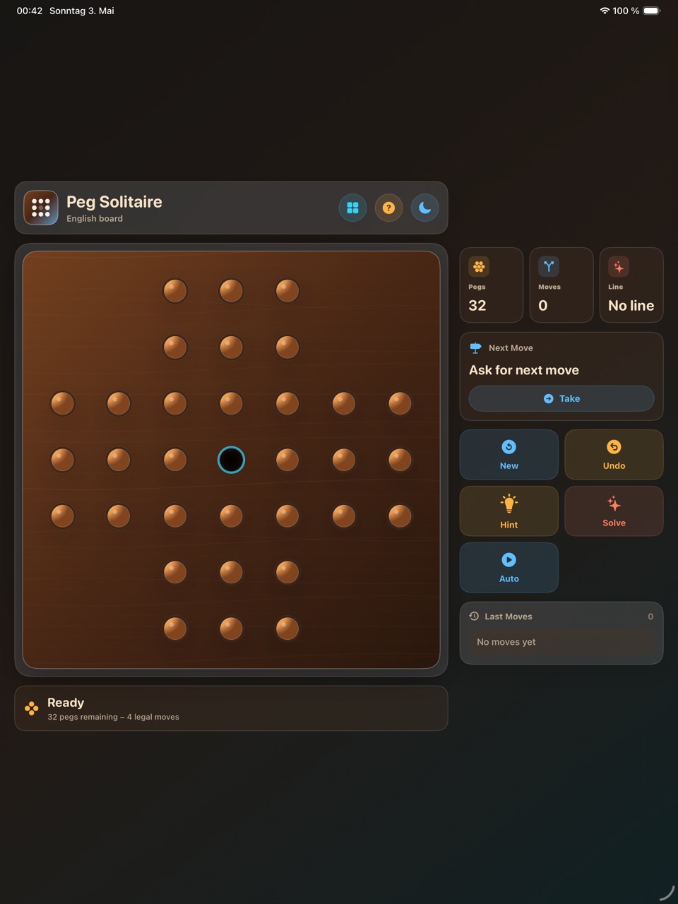 Wood Peg Solitaire ipados App Store screenshot 1