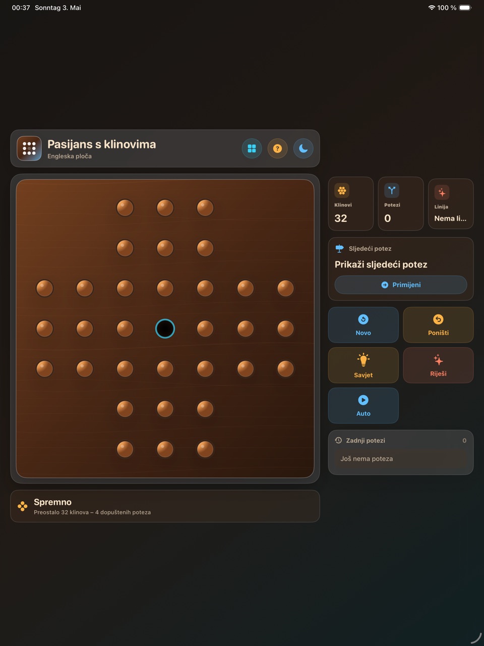 Wood Peg Solitaire ipados App Store screenshot 1