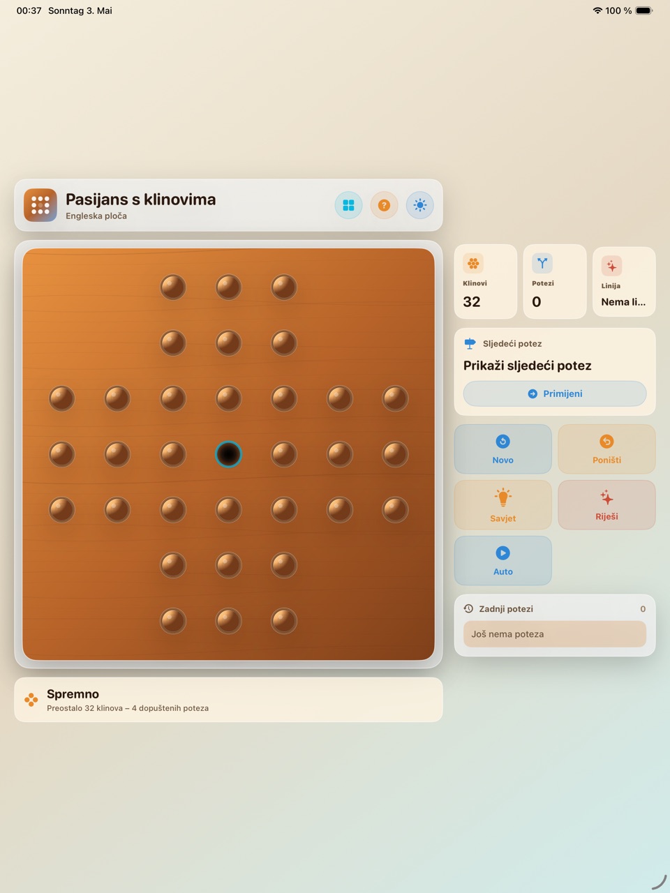 Wood Peg Solitaire ipados App Store screenshot 2
