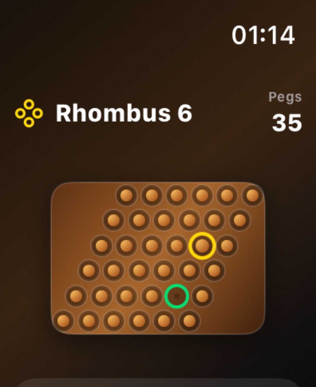 Wood Peg Solitaire watchos App Store screenshot 3