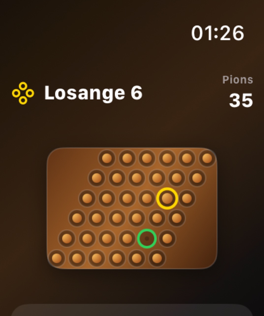 Wood Peg Solitaire watchos App Store screenshot 4