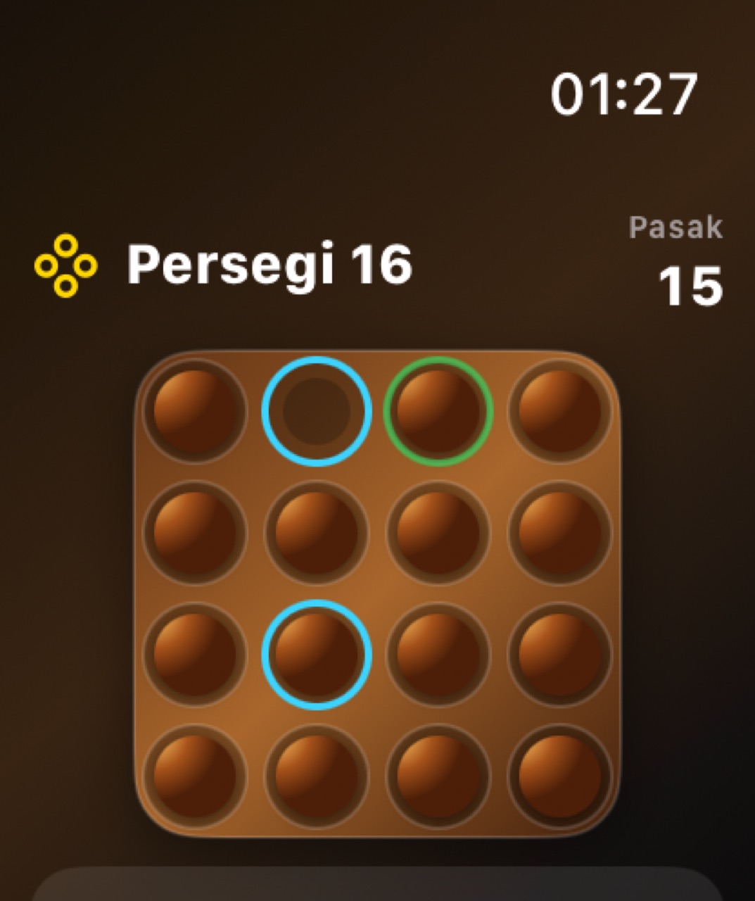Wood Peg Solitaire watchos App Store screenshot 6