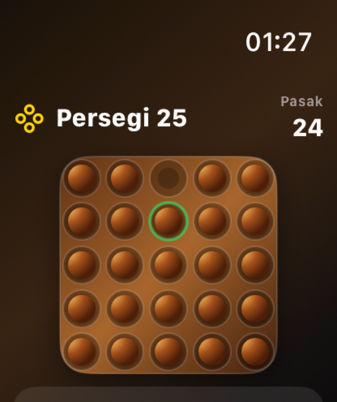 Wood Peg Solitaire watchos App Store screenshot 8