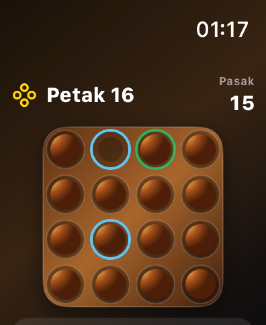 Wood Peg Solitaire watchos App Store screenshot 5