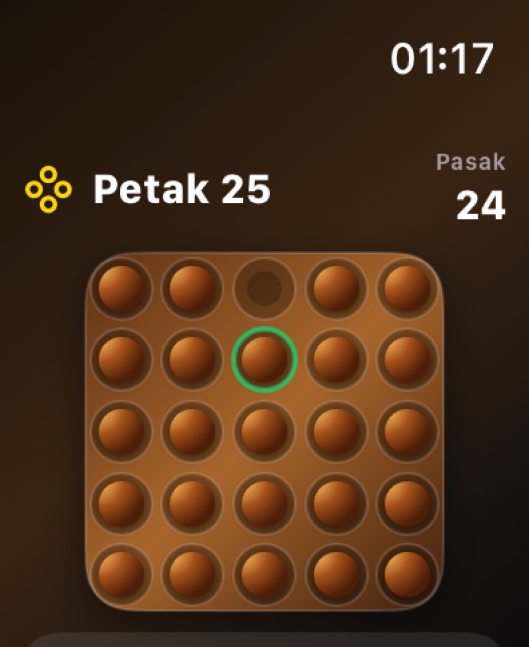 Wood Peg Solitaire watchos App Store screenshot 7