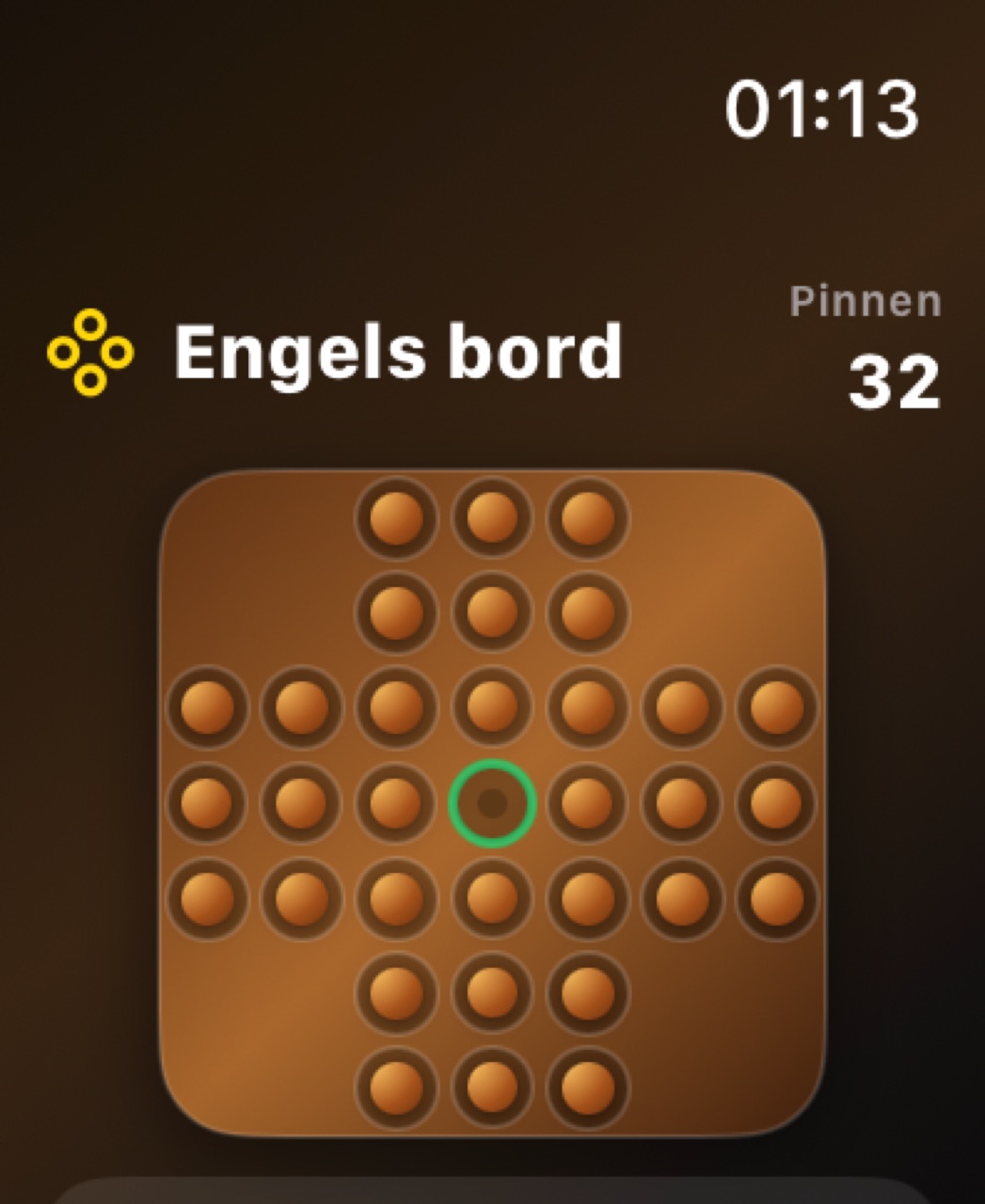 Wood Peg Solitaire watchos App Store screenshot 1