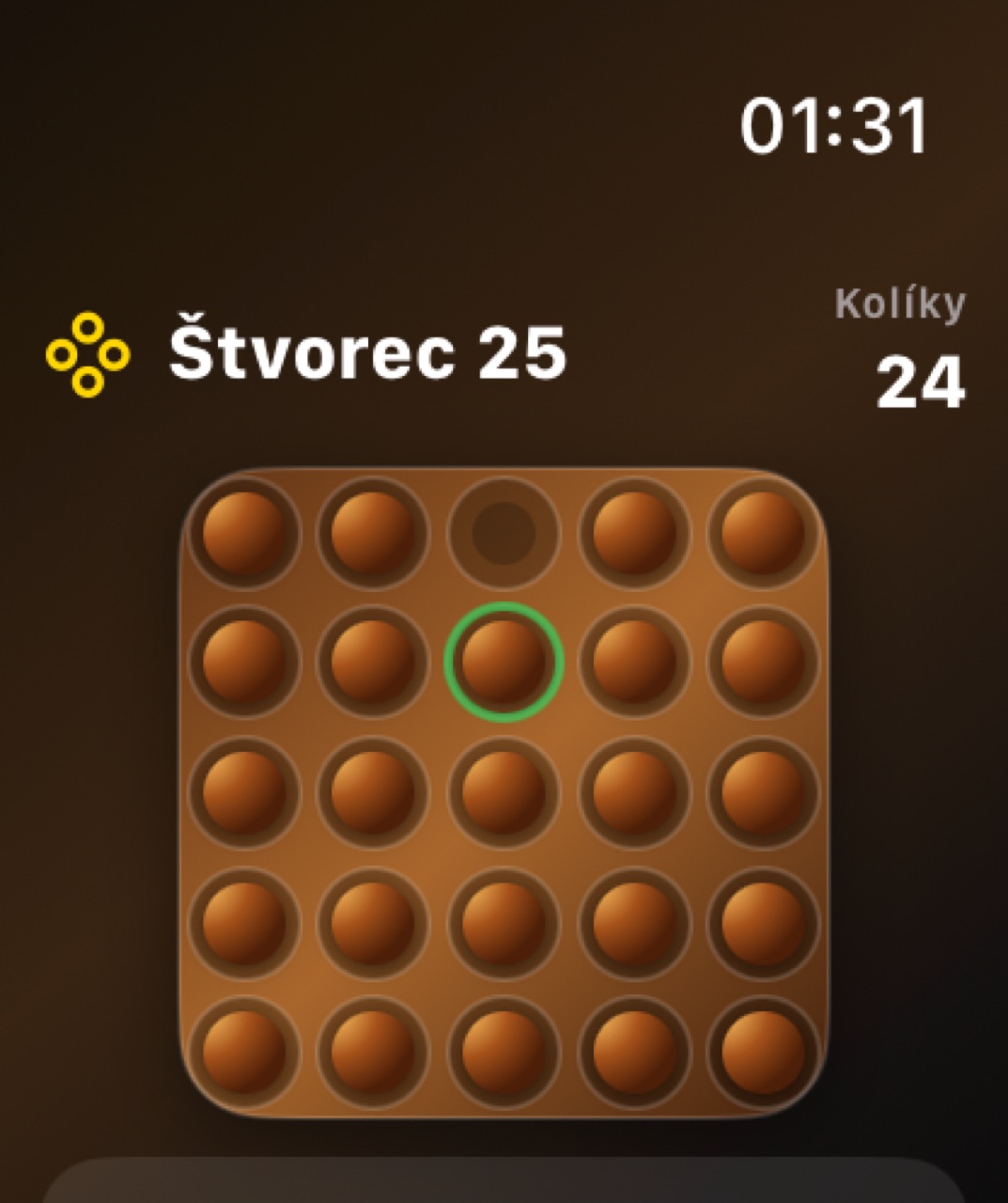 Wood Peg Solitaire watchos App Store screenshot 8