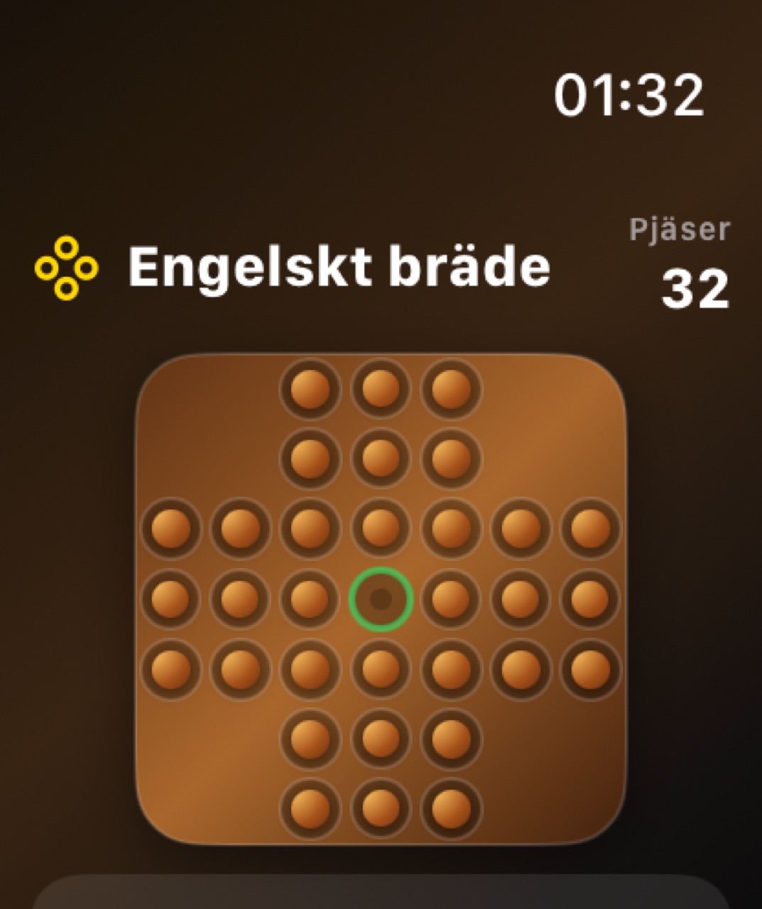 Wood Peg Solitaire watchos App Store screenshot 2