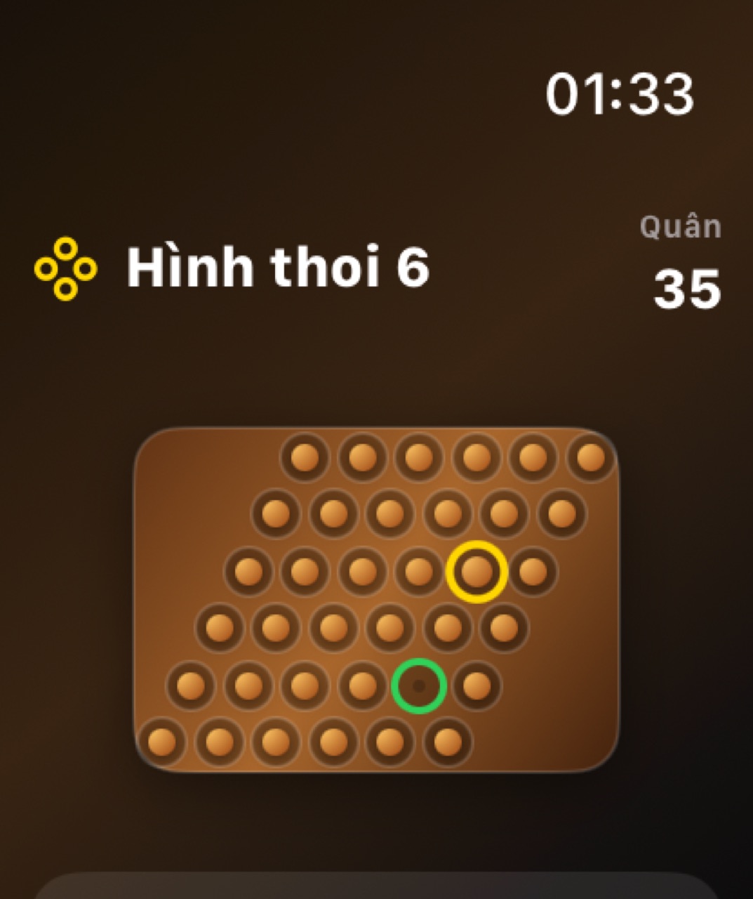 Wood Peg Solitaire watchos App Store screenshot 4